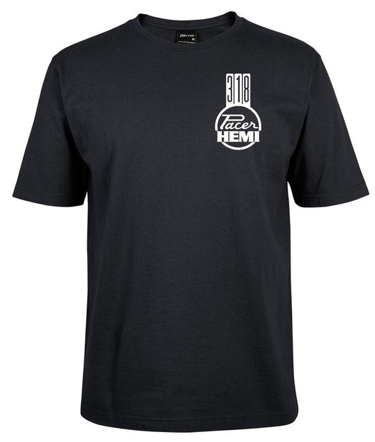 The Corsa Clothing 318 Pacer Hemi pocket black tee features a small white "318" above a stylized Pacer HEMI logo in a circular design on the left chest. It has a crew neck, short sleeves, and is both stylish and comfortable.
